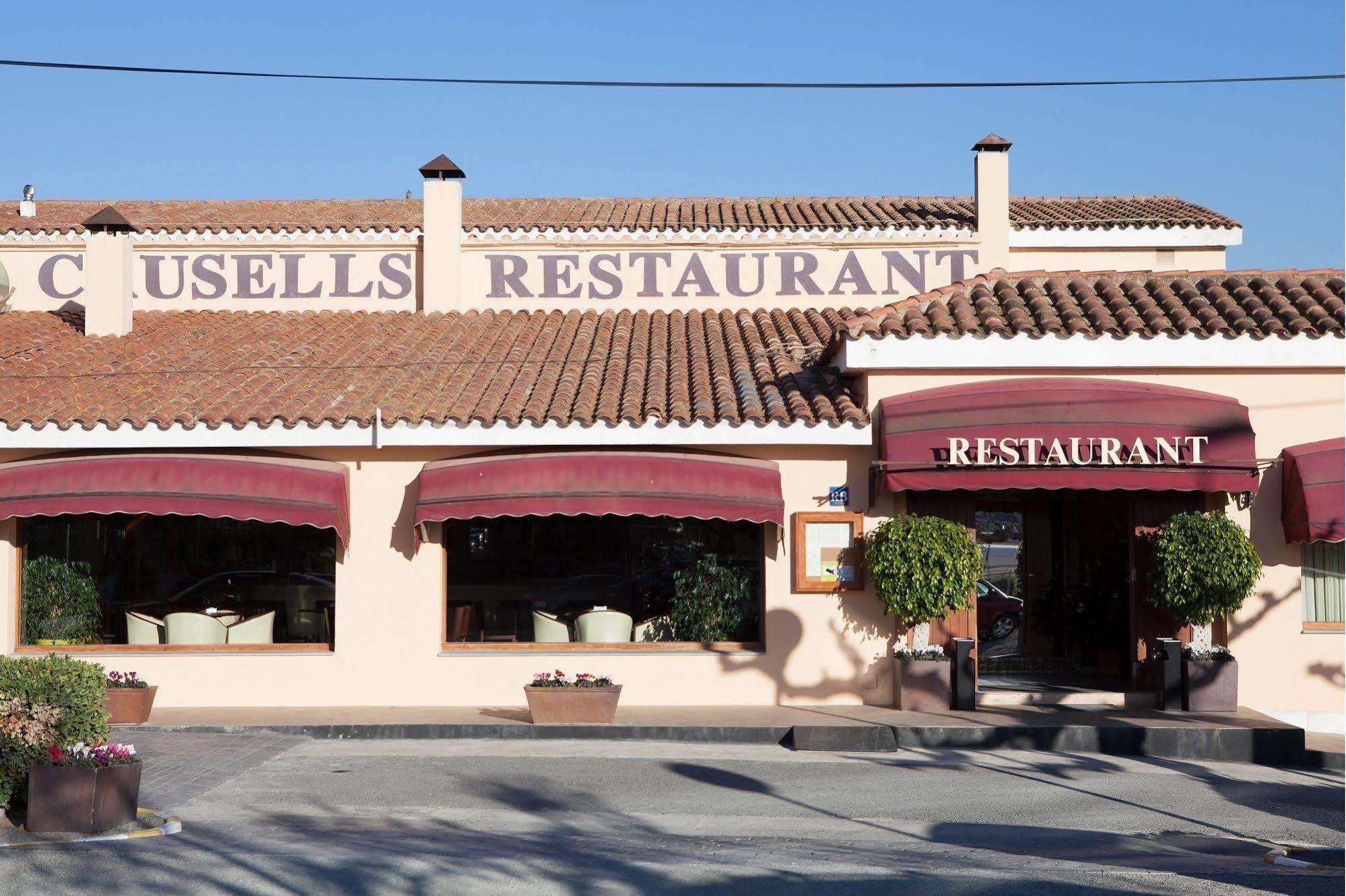 Brea's Hotel 4*